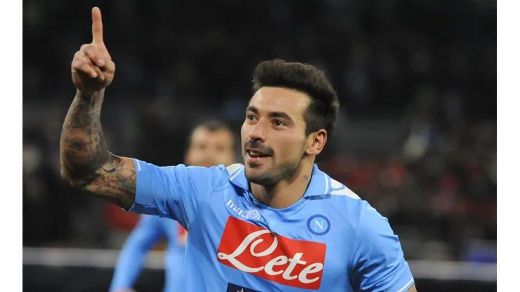 Un ex ultra del Napoli contó que tuvo que pedirle al Pocho Lavezzi que no salga más bailar