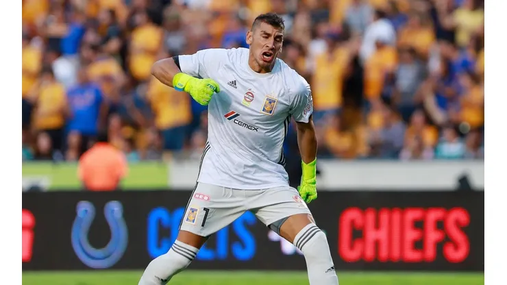 Guzmán extendió su contrato con Tigres