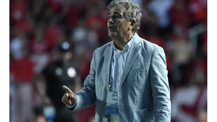 Jorge Luis Pinto respondió sobre la posibilidad de dirigir a Alianza Lima