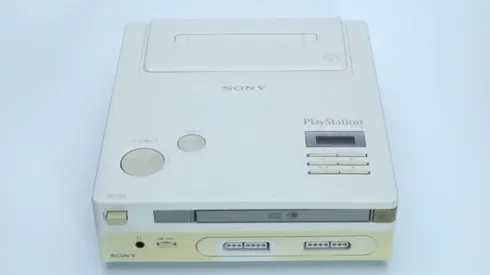 Ponen a la venta la única consola PlayStation Nintendo original de la historia