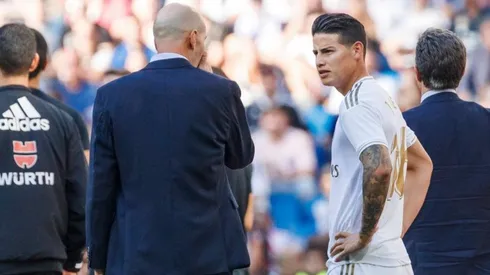 Zinedine Zidane y James Rodríguez en el último juego contra Granada.