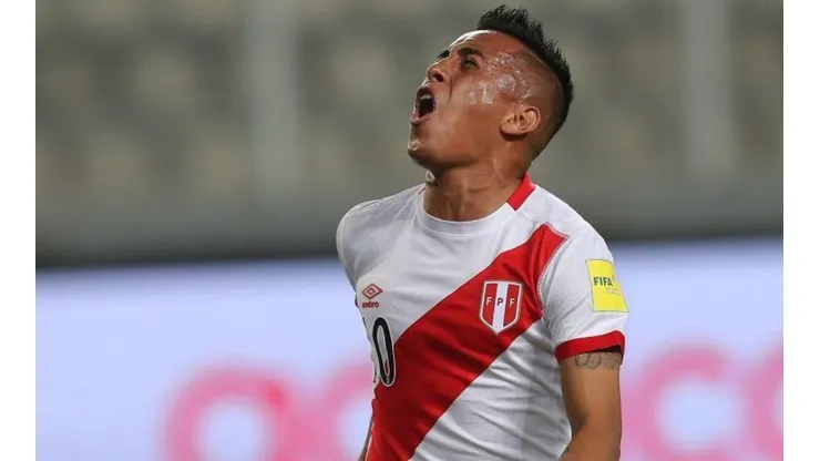 Christian Cueva le dio la asistencia a Farfán para el 1-0 contra Nueva Zelanda en el 2017.