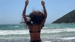 Ivana Nadal subió foto metida en el agua, uno le tiró "flotas seguro" y ella se mató de la risa