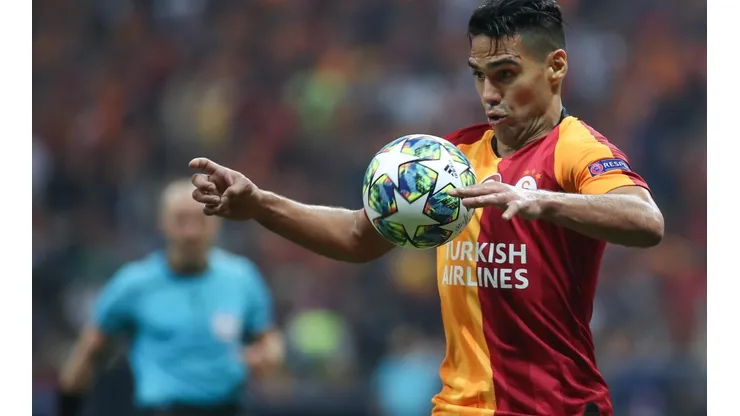 El millonario salario de Falcao tendría furiosos a dos estrellas del Galatasaray