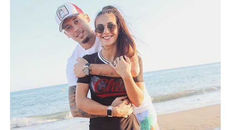 Lucas Ocampos debutó con gol y su esposa explotó de felicidad en Instagram