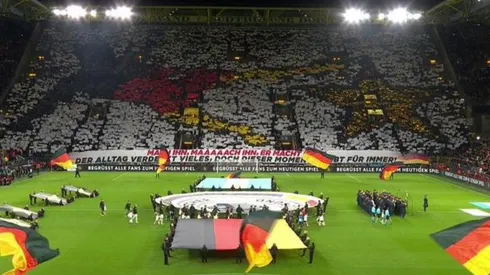 No sean malos: Alemania recibió a Argentina con un mosaico del gol de Götze en la final de 2014