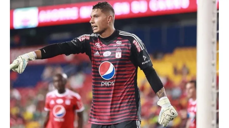 Tras perder clásico caleño, Guimaraes sacaría de la titular a Neto Volpi