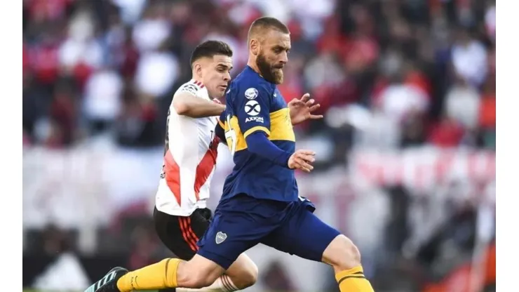 Daniele De Rossi enfrentando a River.