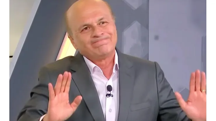Carlos Antonio Vélez cree que los reclamos de los jugadores están "fuera de lugar"