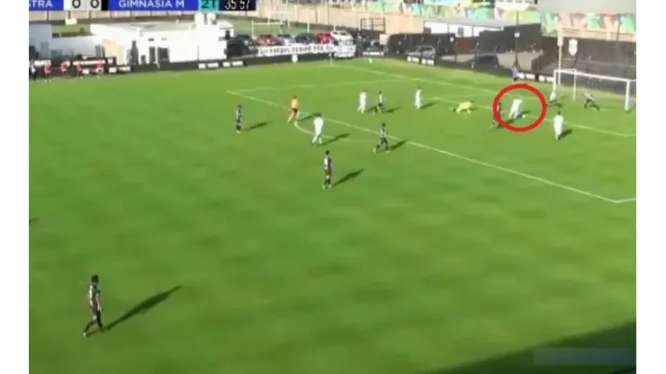La situación insólita desperdiciada por Riestra.