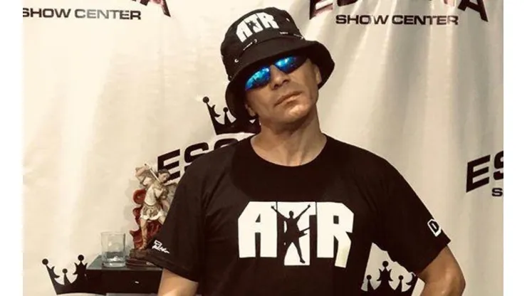Pablo Lescano agarró un perro, le puso una gorra ATR y subió la mejor foto de todas