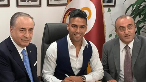 Falcao tuvo que subir un fotón a Instagram porque nunca vivió mejor recibimiento que en Galatasaray