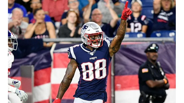 Los Patriots pierden a un receptor estrella, pero recuperan a un viejo conocido