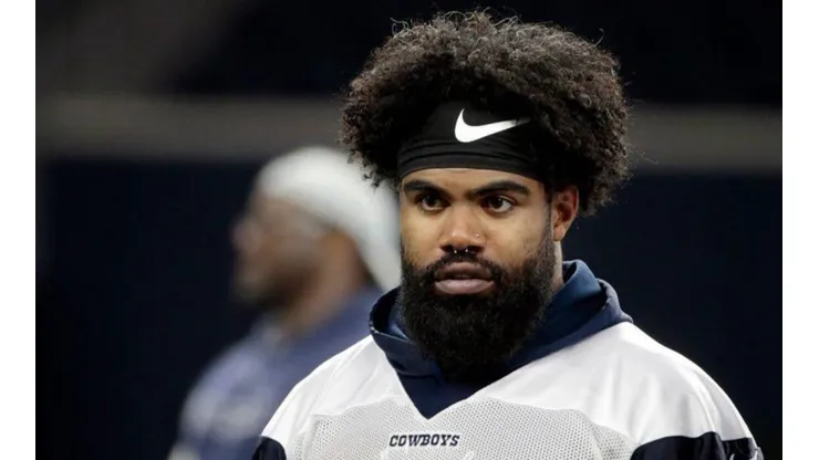 El verdadero motivo por el cual Ezekiel Elliott se rehúsa a firmar con los Dallas Cowboys