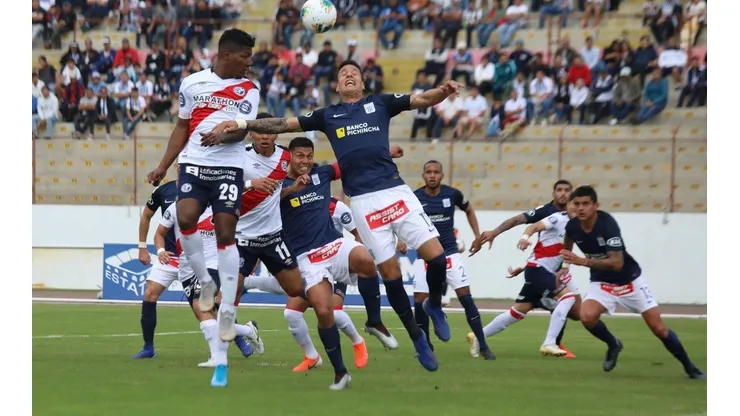 El partido se jugó en el Estadio Masiche de Trujillo.