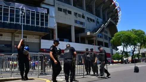 No vale cargar: el detalle insólito del operativo de seguridad del Superclásico