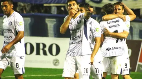 Independiente Rivadavia visita a Estudiantes RC