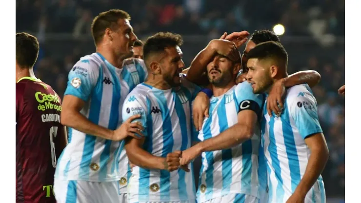 El festejo de los jugadores de Racing.