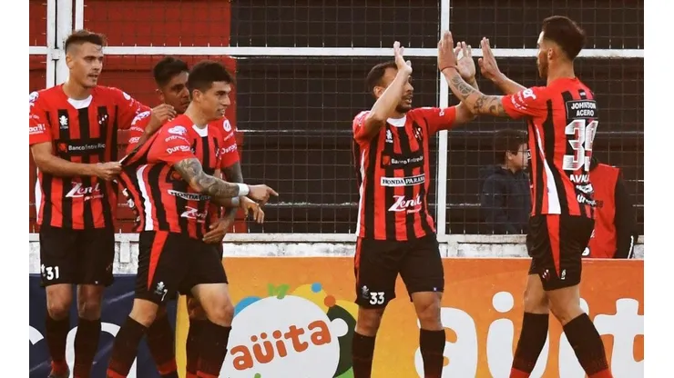 La celebración de los jugadores de Patronato.