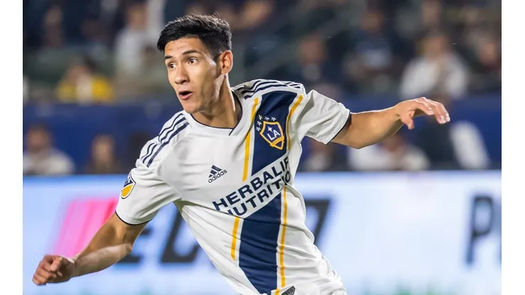 El entrenador de Los Angeles Galaxy niega el interés de Chivas por Uriel Antuna