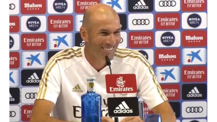 Lo amamos: entre risas, Zidane habló de 'bombas' en las últimas horas del mercado