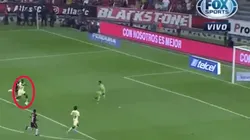 ¿Qué hizo Ibarra? Quedó solo contra Vargas y la tiró afuera