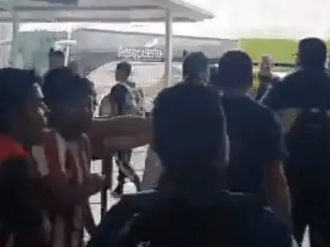 Los juveniles del América se cruzaron con seguidores de Chivas en el Aeropuerto y el momento fue tenso