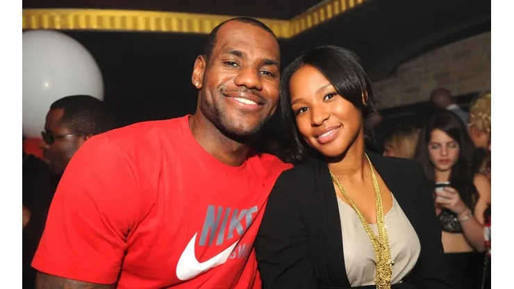 No paramos de llorar: el emotivo mensaje de LeBron James a su esposa