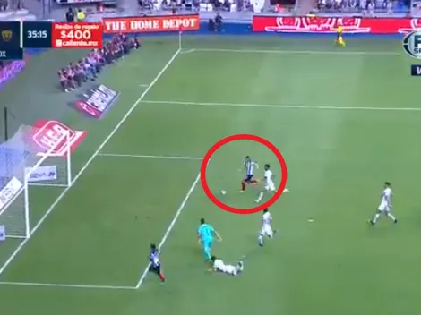 ¡Sin portero! Insólito gol fallado por Funes Mori