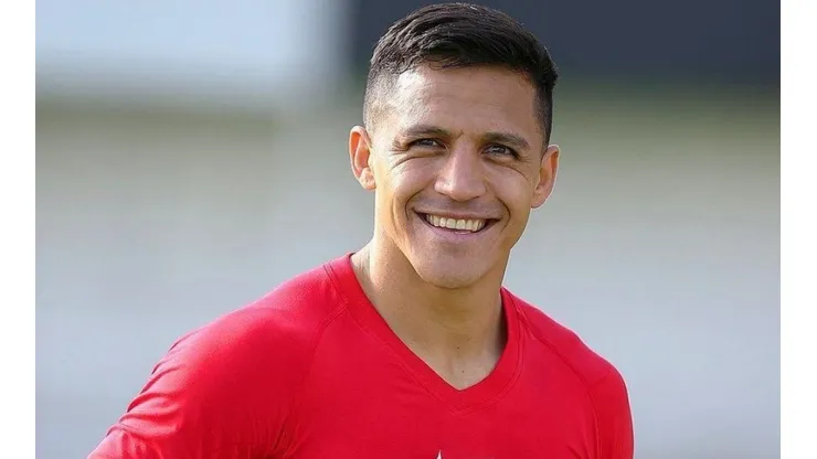 Sonríe Conte: Inter hizo oficial el fichaje de Alexis Sánchez