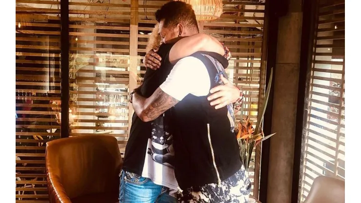 El 'Pibe' Valderrama y Fredy Guarín hicieron las pases tras las duras palabras del '10'