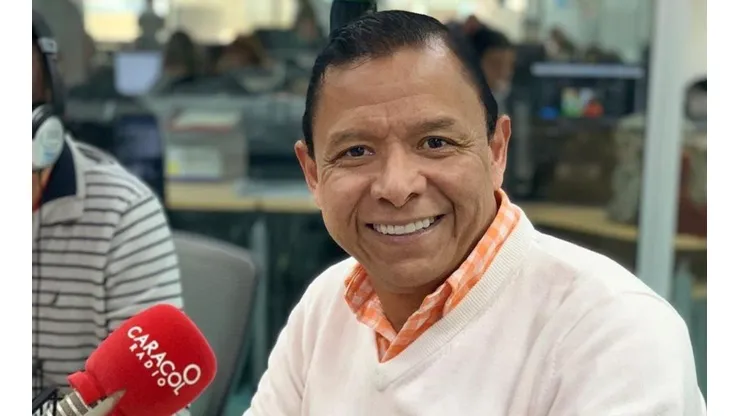 Iván René Valenciano, exfutbolista y panelista de radio/TV.