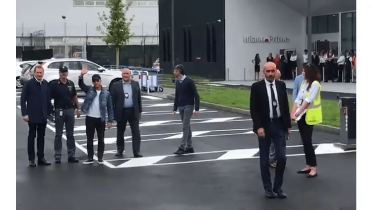 Bienvenido a casa: así recibieron los hinchas del Inter a Alexis Sánchez