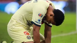 La afición del América le respondió a Roger Martínez