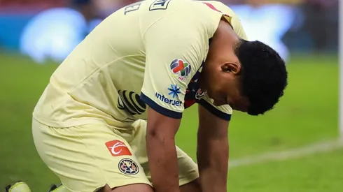 La afición del América le respondió a Roger Martínez