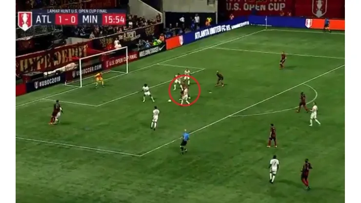 El golazo de Gonzalo Martínez.