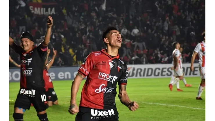 Sol de Mayo vs. Colón de Santa.