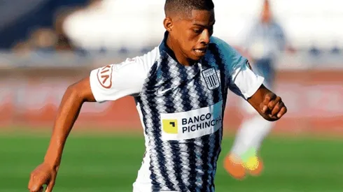 Quevedo hizo menores en el clásico rival de Alianza: Universitario de Deportes.