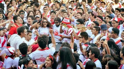 La hinchada nacional ganó el premio de la FIFA en el año pasado.