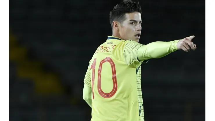 Tres jugadores entran en la baraja para Colombia, tras la lesión de James