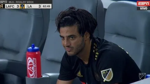 Vela fue sustituido y explotó contra el DT