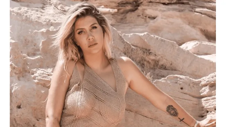Sensual y enigmática foto de Wanda Nara en Instagram: "Si tú saltas, yo salto"
