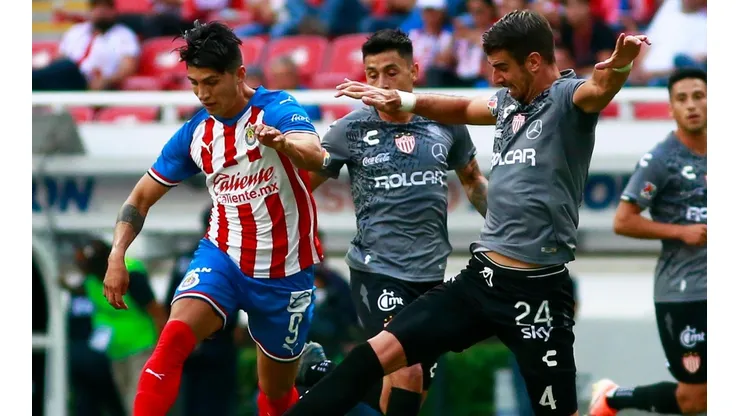 Necaxa venció a Chivas y lo alejó de la Liguilla