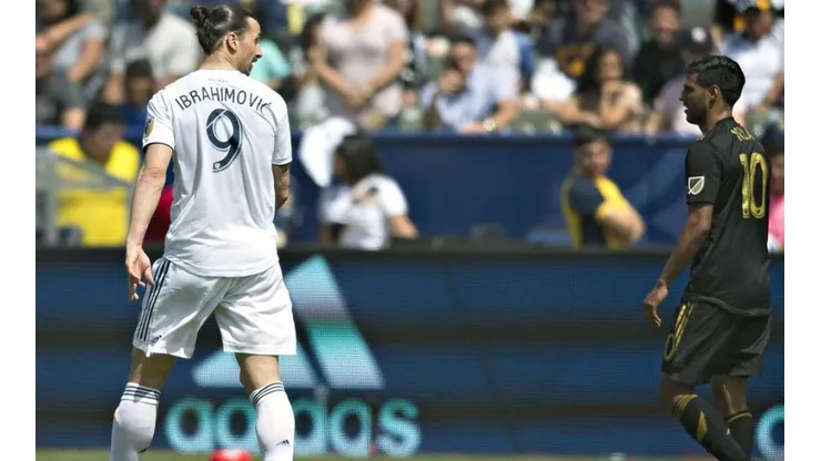Zlatan Ibrahimovic, Carlos Vela