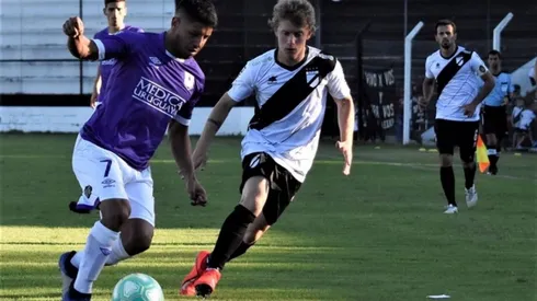 Defensor Sporting vs. Danubio por la Primera de Uruguay.
