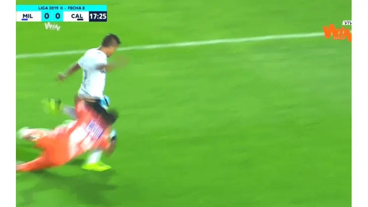 Jefferson Martínez hizo un "Faríñez" y se ganó la ovación de la hinchada Azul
