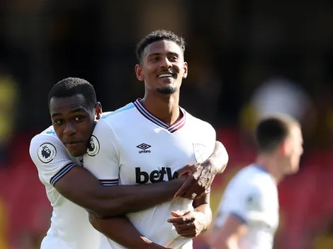 Mal día para Chicharito: su reemplazante anotó dos goles para el triunfo del West Ham