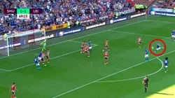 Bendita Premier League: Leicester lo ganó con este golazo de Barnes