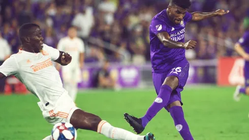 Ascues jugó también en el Wolsburgo y en el Benfica de Portugal.