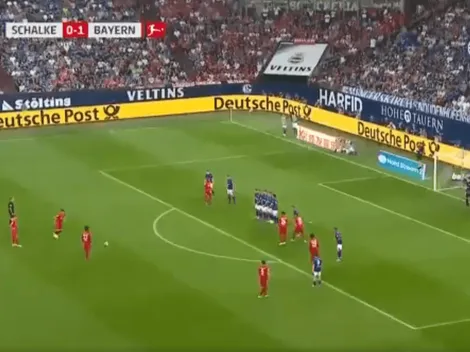 Que viva el fútbol, Lewandowski: puso el balón en un ángulo de tiro libre